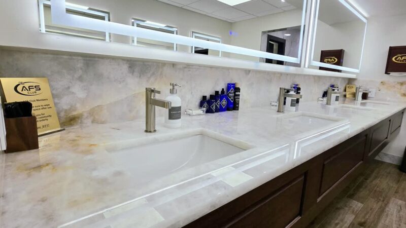 Dallas luxury health Club bathroom